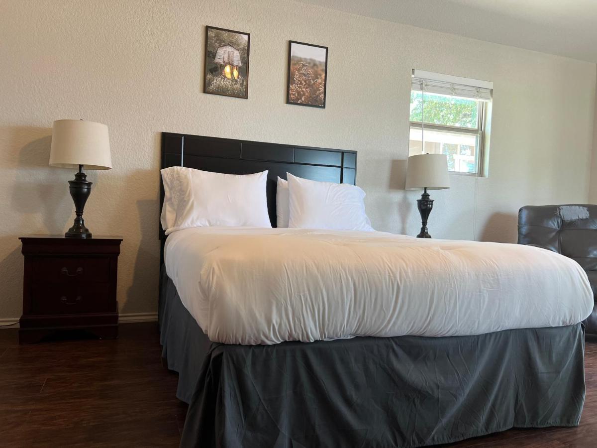 Rivercity Rv Park Ню Браунфелс Екстериор снимка