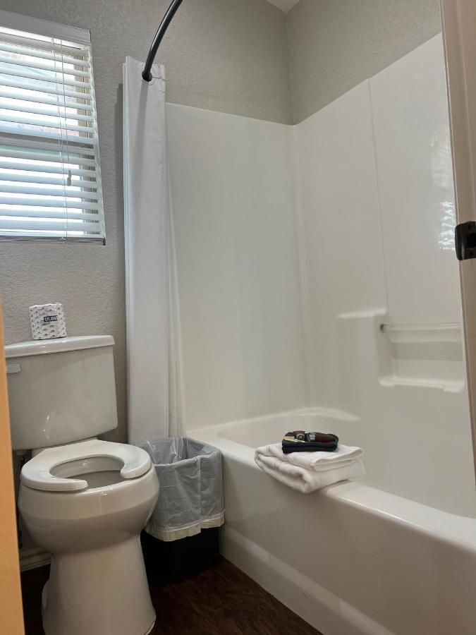 Rivercity Rv Park Ню Браунфелс Екстериор снимка
